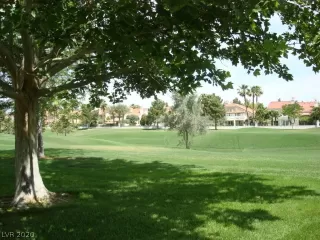 Photo #2: 2218863 Listing 