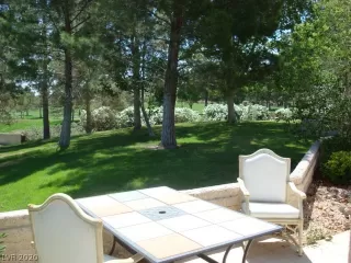 Photo #3: 2218863 Listing 