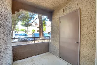 Photo #6: 2218893 Listing