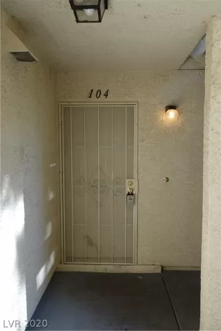 Photo #5: 2218915 Listing 