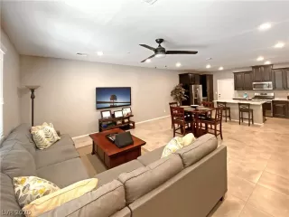 Photo #3: 2218959 Listing 