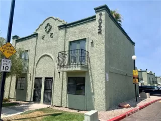 Photo #1: 2218988 Listing 