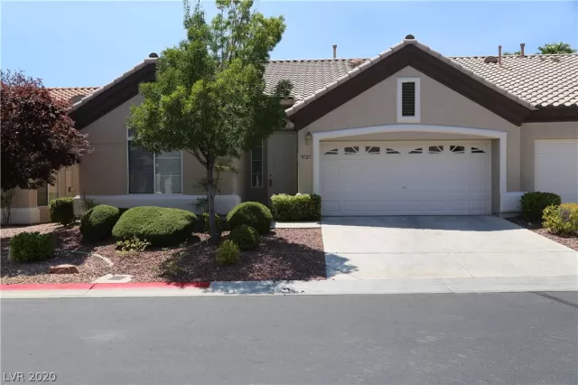 MLS: 2218993 Condo For Sale