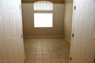 Photo #4: 2218993 Listing 