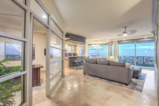 Photo #3: 2219000 Listing