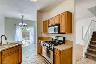 Photo #3: 2219015 Listing 