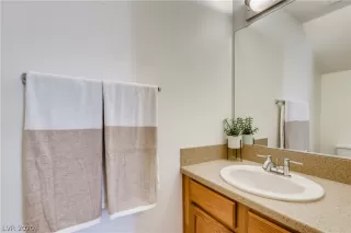 Photo #6: 2219015 Listing 