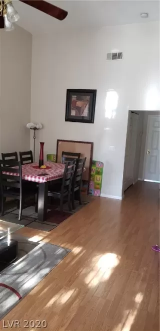 Photo #3: 2219070 Listing