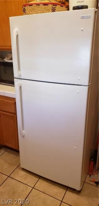 Photo #6: 2219070 Listing