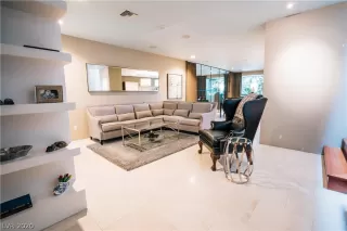 Photo #1: 2219086 Listing 