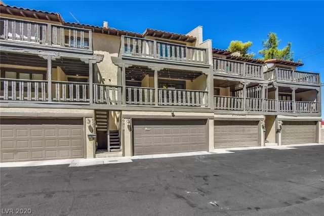 MLS: 2219117 Condo For Sale