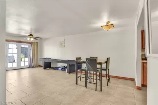 Photo #4: 2219117 Listing 