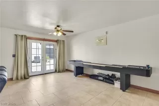 Photo #5: 2219117 Listing 