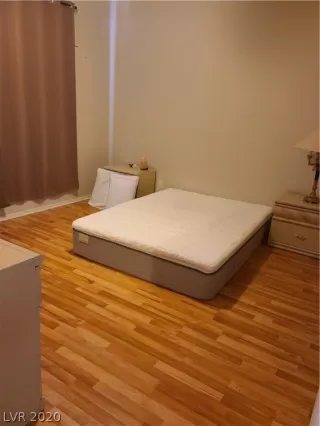 Photo #4: 2219129 Listing