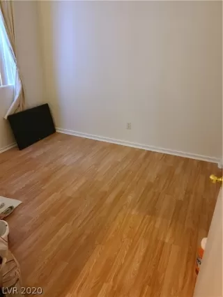 Photo #6: 2219129 Listing