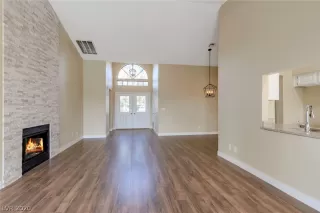 Photo #5: 2219140 Listing