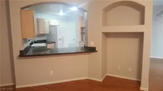 Photo #3: 2219245 Listing 