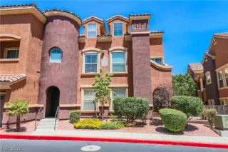 Photo #2: 2219314 Listing