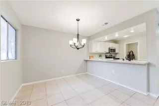 Photo #2: 2219371 Listing 