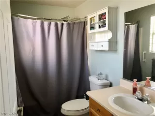 Photo #6: 2219394 Listing