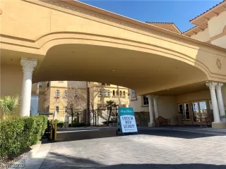 Photo #1: 2219422 Listing 