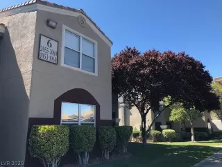 Photo #2: 2219436 Listing