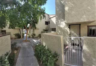 Photo #5: 2219437 Listing