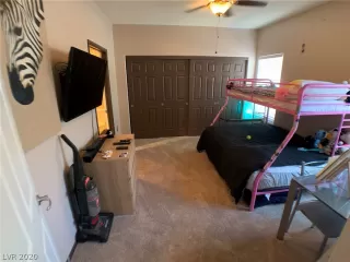 Photo #5: 2219517 Listing