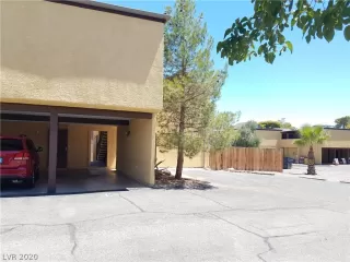 Photo #1: 2219534 Listing