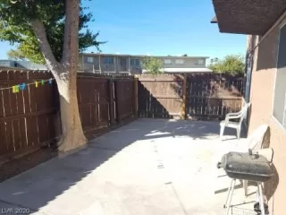 Photo #2: 2219534 Listing