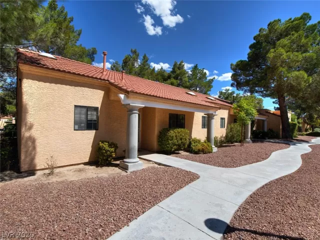 MLS: 2219546 Condo For Sale