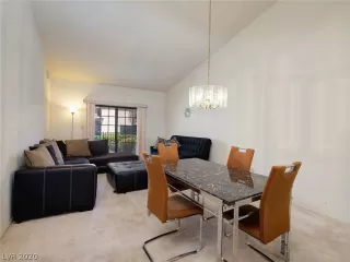 Photo #4: 2219546 Listing