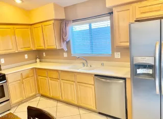 Photo #3: 2219565 Listing