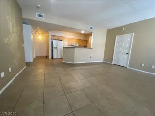 Photo #5: 2219569 Listing 