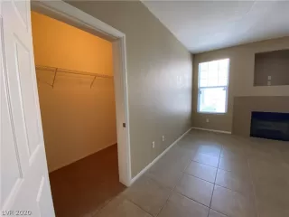 Photo #6: 2219569 Listing 