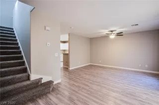 Photo #1: 2219594 Listing