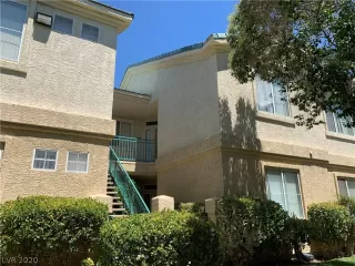 Photo #1: 2219648 Listing