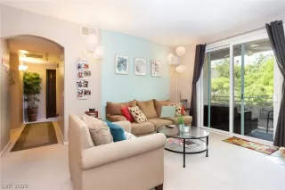 Photo #4: 2219650 Listing