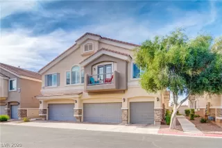 Photo #4: 2219671 Listing
