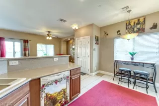 Photo #5: 2219770 Listing 