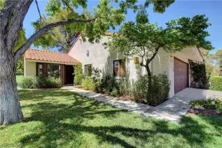 Photo #2: 2219786 Listing 