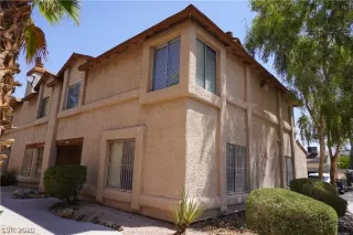 Photo #1: 2219815 Listing 