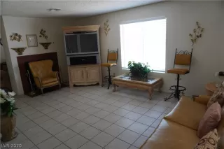 Photo #4: 2219815 Listing 