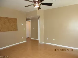 Photo #3: 2219818 Listing