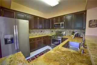 Photo #6: 2219856 Listing 