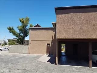 Photo #3: 2219866 Listing 