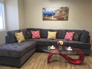 Photo #2: 2219903 Listing 