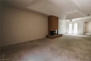 Photo #6: 2219909 Listing