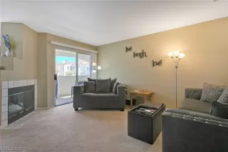 Photo #1: 2219916 Listing 