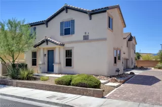 Photo #1: 2219946 Listing